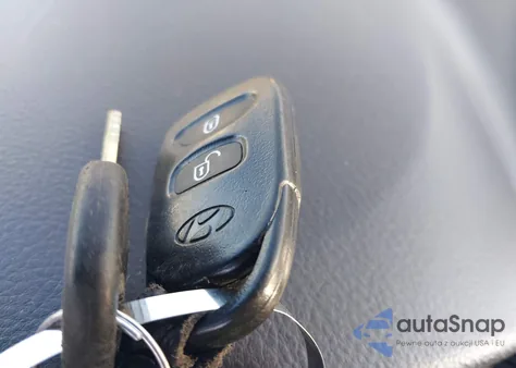 2010 Hyundai Santa Fe Gls from USA, damaged, VIN 5NMSGDAB3AH369738